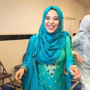 Meet your Posher, Husna